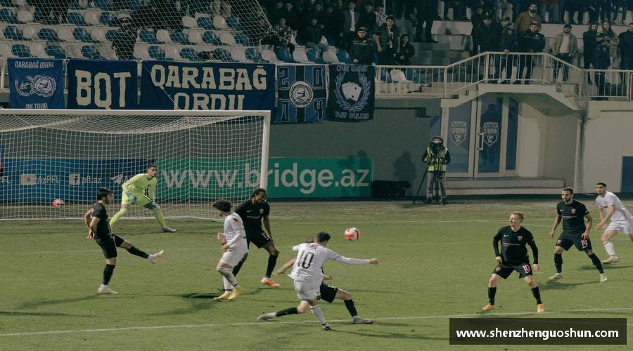 雷火电竞官方网站入口汗水诠释荣耀，坚定向前